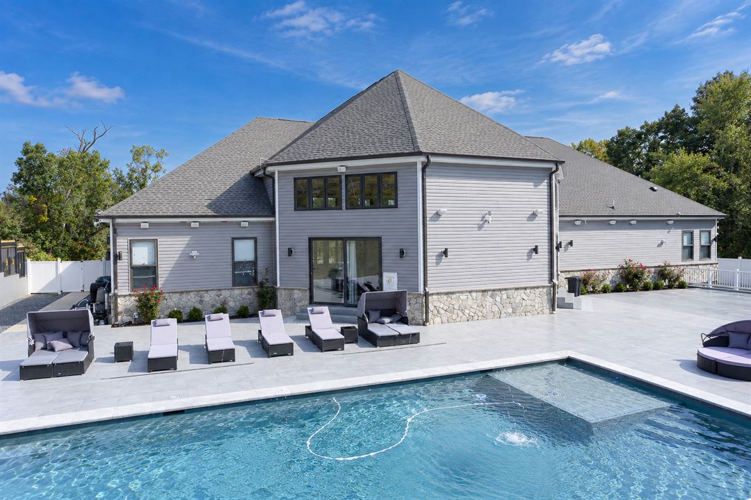 The pool and the villa, The Main Villa
