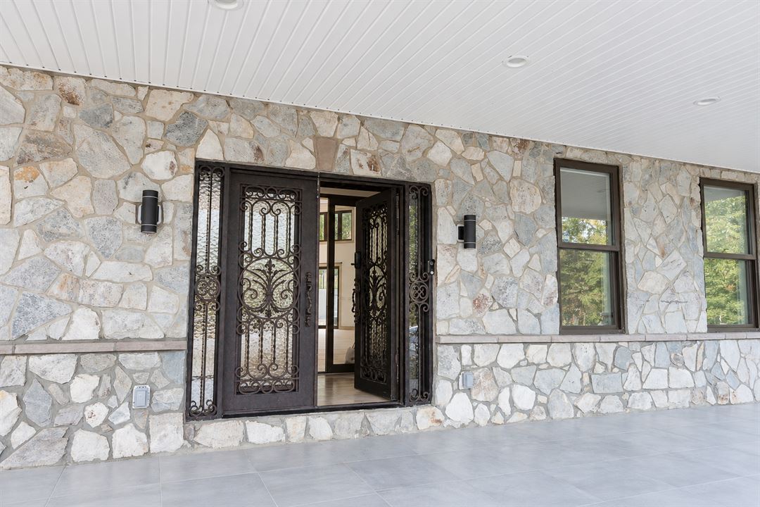The front doors, The Main Villa