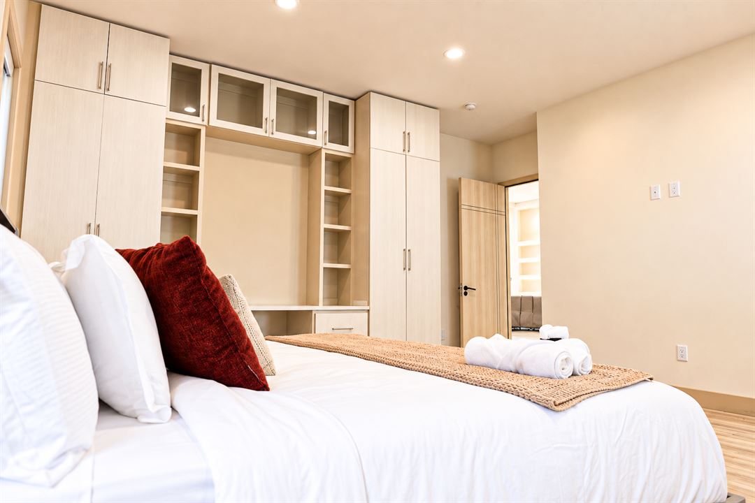 King bedroom with wardrobes, The Main Villa